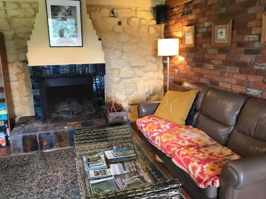 The Stone Cottage - Bruny Island Simpsons Bay Extérieur photo